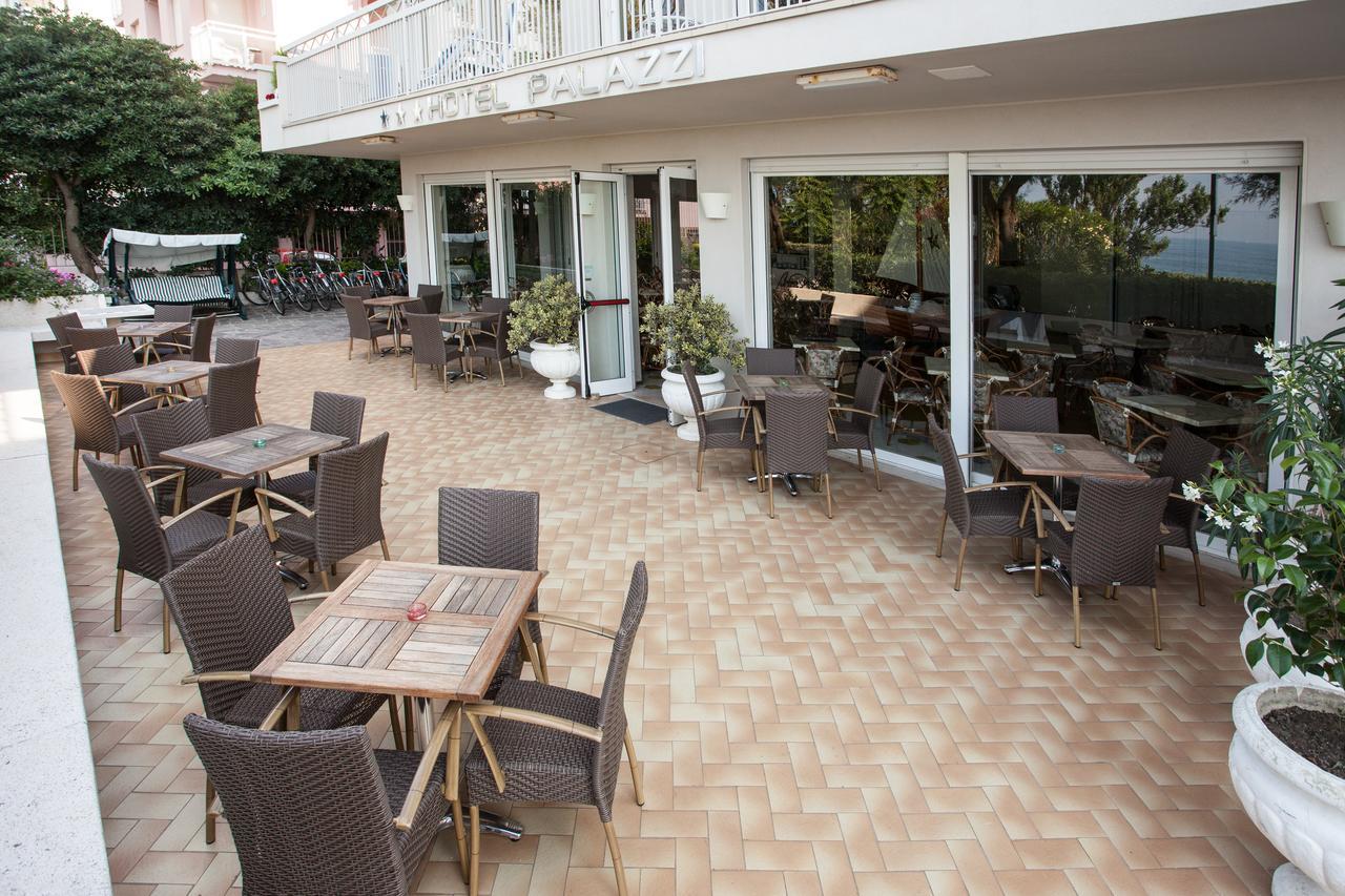 Hotel Palazzi Gabicce Mare Esterno foto