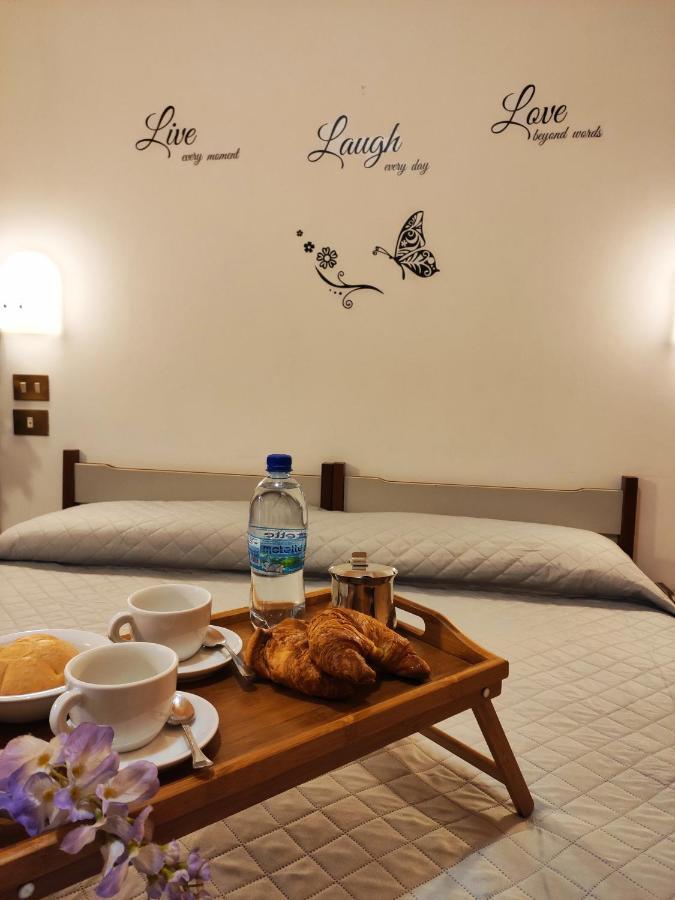Hotel Palazzi Gabicce Mare Esterno foto